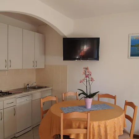 Marko Novigrad Apartment