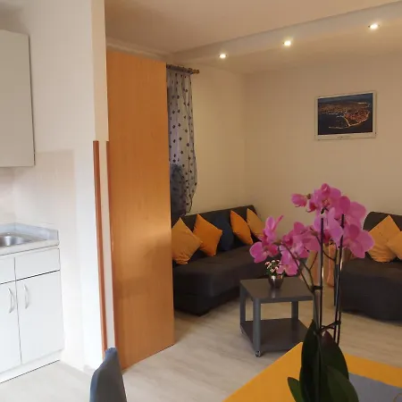 Apartment Marko Novigrad